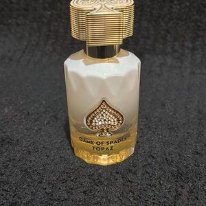 Game of Spades Topaz Perfume Bottle - White & Gold